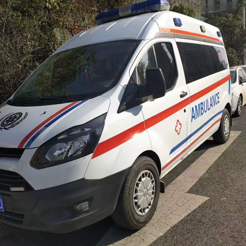 高明品质救护车出租，为您的健康出行负责