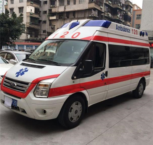 高明信赖我们的救护车出租,让转院不再艰难
