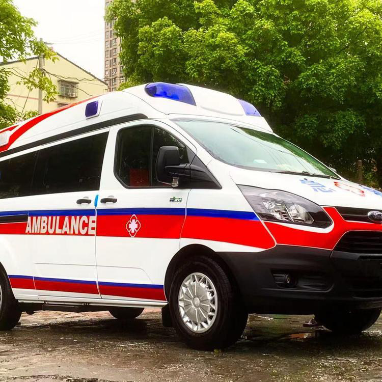 高明重症监护救护车出租护送返乡